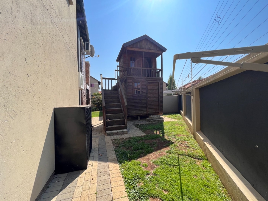 3 Bedroom Property for Sale in Baillie Park North West